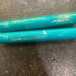 Thrive Liquid Lash Extensions Mascara in Teal